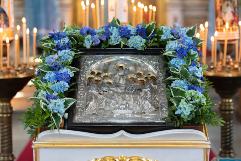 Jumalansynnyttäjän kuolonuneen nukkumisen ikoni analogilla Uspenskin katedraalissa. Kuva: Tiina Ryynänen