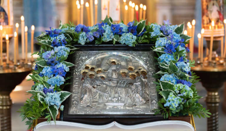 Jumalansynnyttäjän kuolonuneen nukkumisen ikoni analogilla Uspenskin katedraalissa. Kuva: Tiina Ryynänen