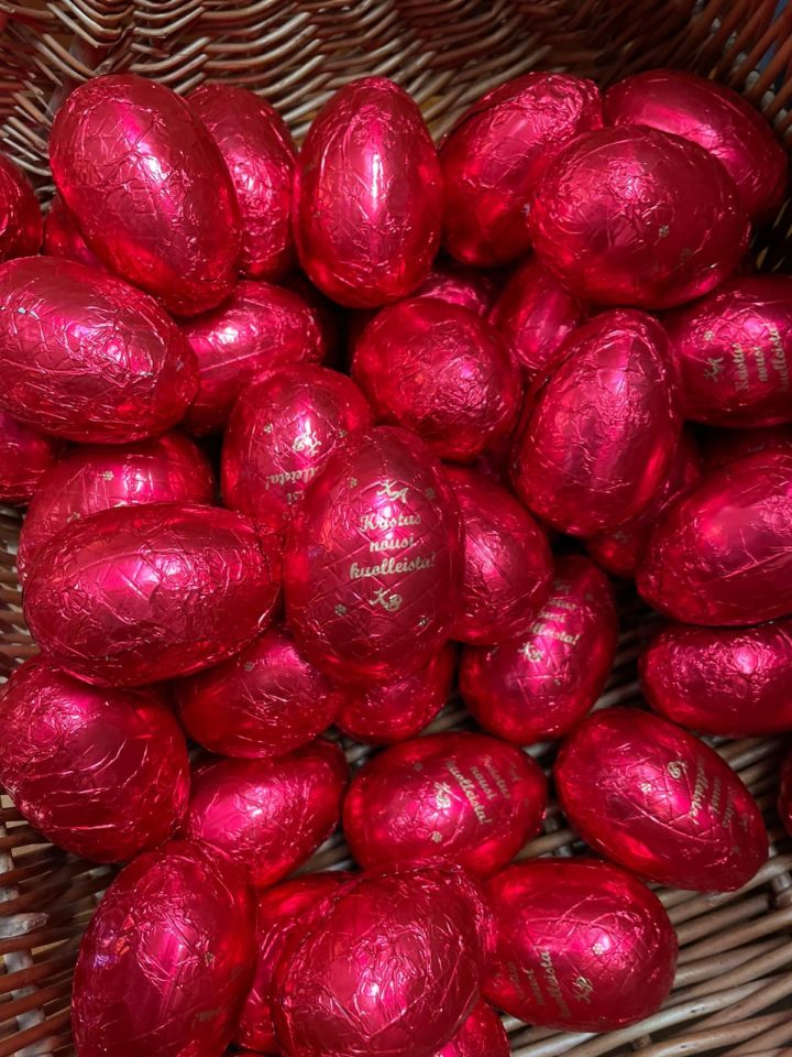 Suklaa-pääsiäismunia. Kuva: Larissa Qvintus-Petsalo