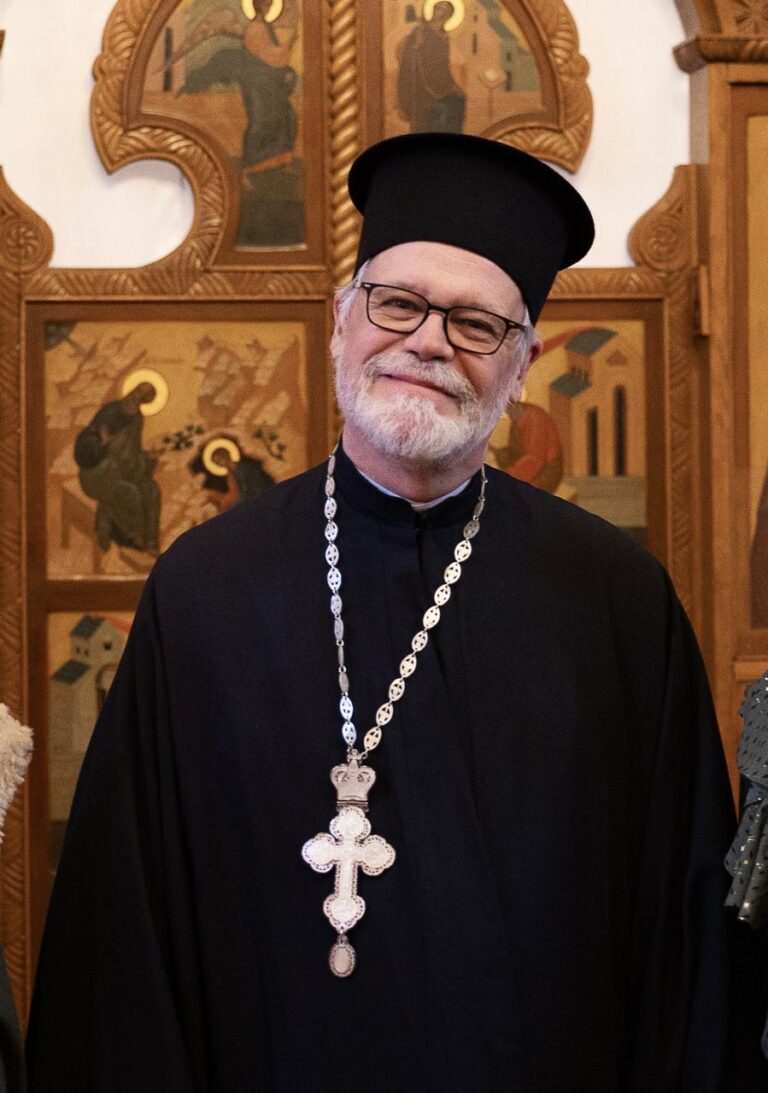 Rovasti Heikki Huttunen Profeetta Elian kirkossa jouluna 2026